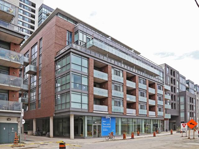 411 - 8 Gladstone Ave