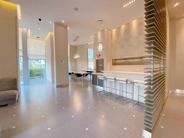 708 - 500 Sherbourne St