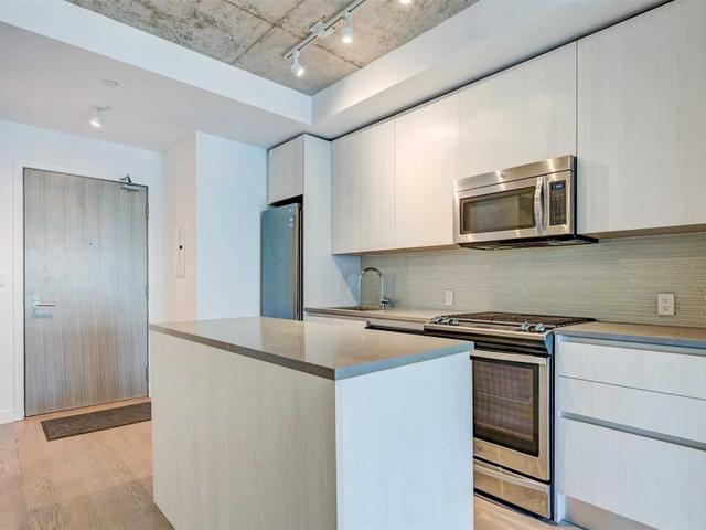 1517 - 111 Bathurst St