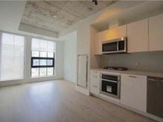 807 - 608 Richmond St W