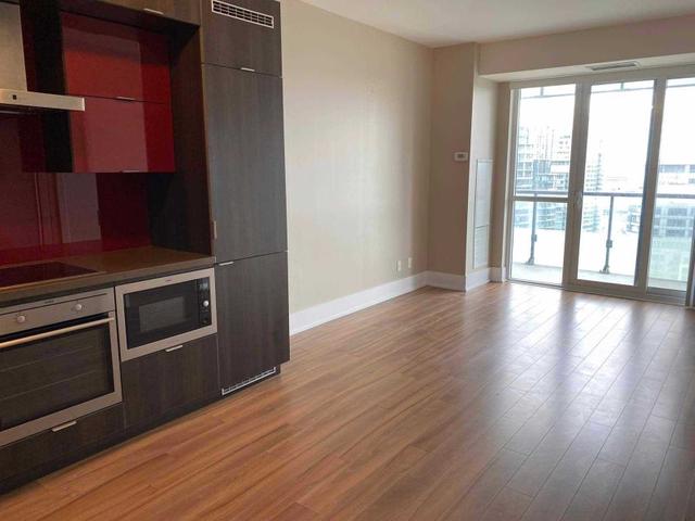 2702 - 300 Front St W