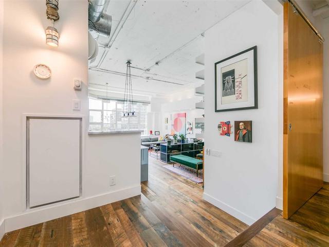 842 - 155 Dalhousie St