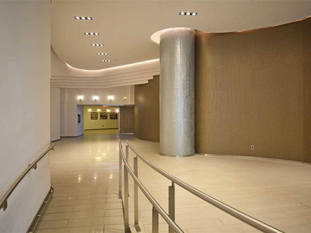 1036 - 155 Dalhousie St