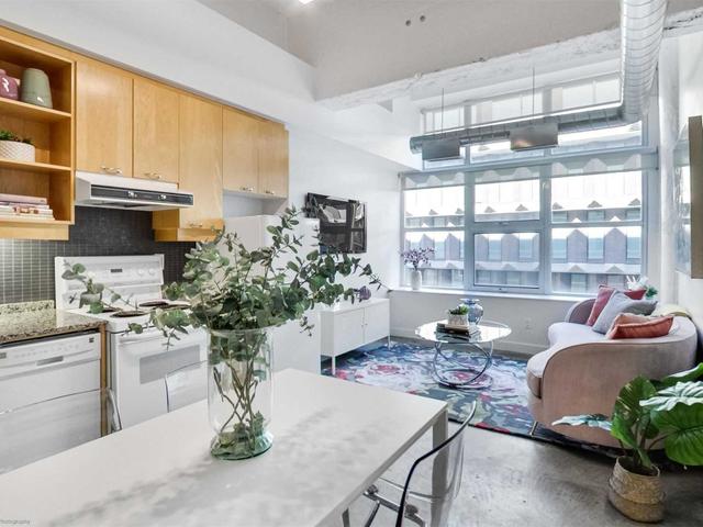 627 - 155 Dalhousie St