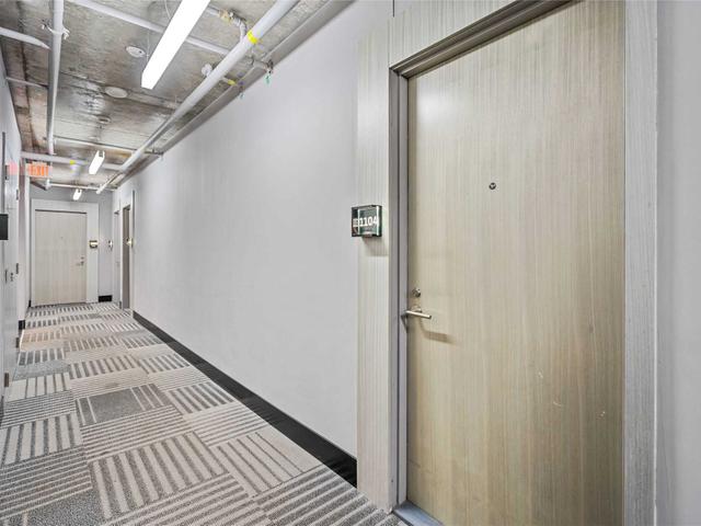 1104 - 111 Bathurst St