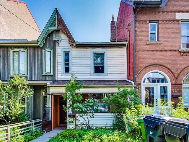 243 Lippincott St Toronto ON Condos ca