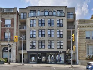 404 - 1174 Yonge St