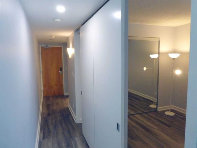 519 - 36 Blue Jays Way