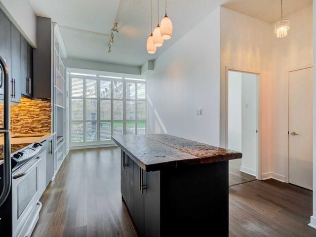 311 - 1171 Queen St W