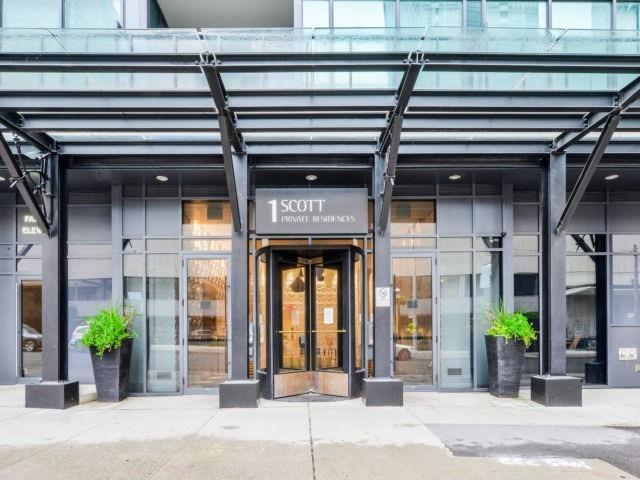 204 - 1 Scott St