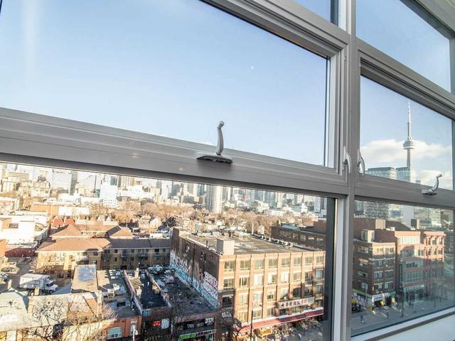 812 - 10 Willison Sq