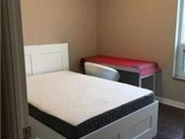 2802 - 500 Sherbourne St