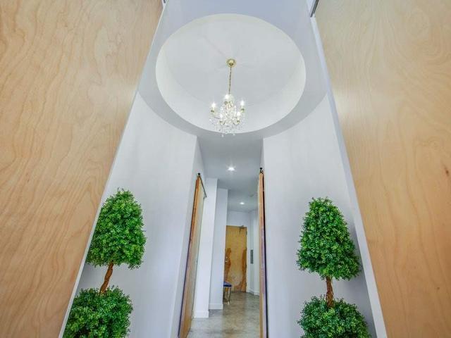 939 - 155 Dalhousie St