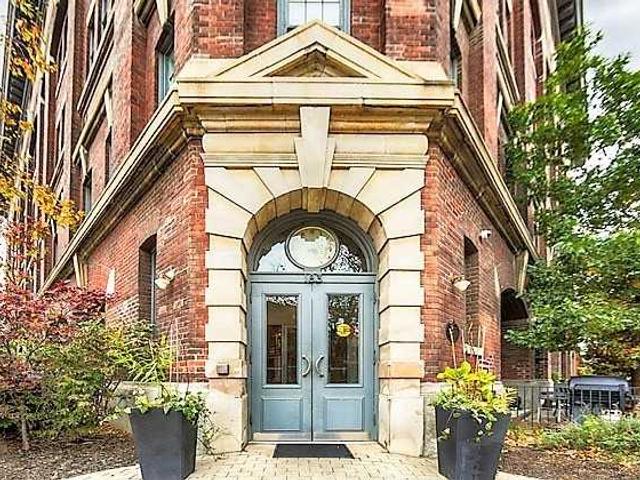 312 - 183 Dovercourt Rd