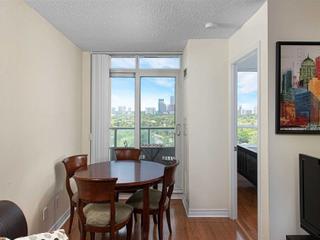 1513 - 17 Barberry Pl