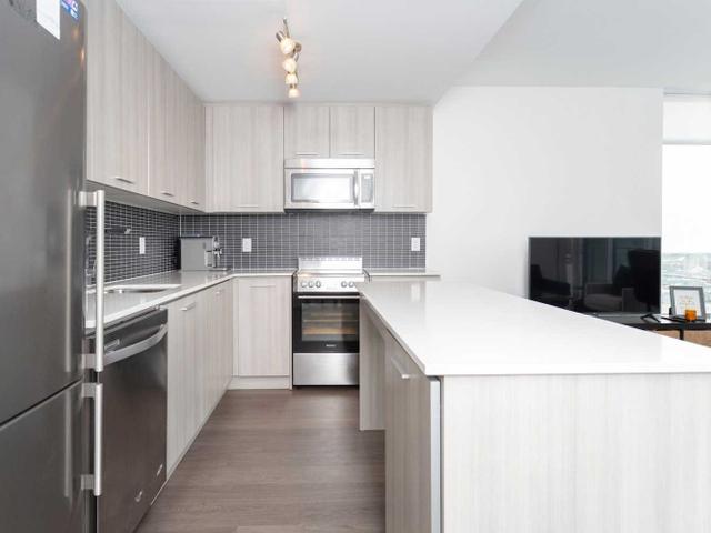 2005 - 105 George St