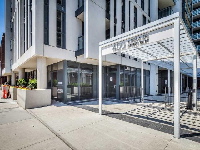 1522 - 400 Adelaide St E