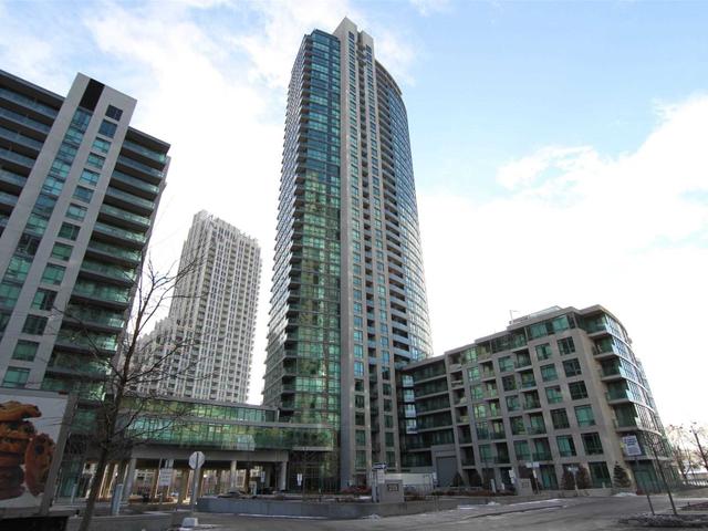 1507 - 215 Fort York Blvd