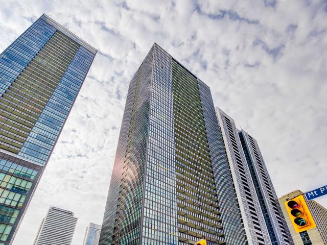 3501 - 110 Charles St E