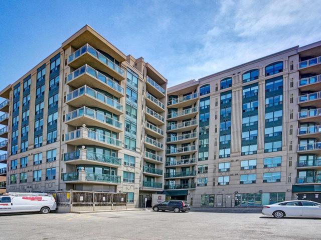 307 - 920 Sheppard Ave W
