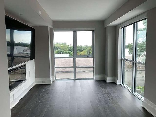 407 - 3 Southvale Dr