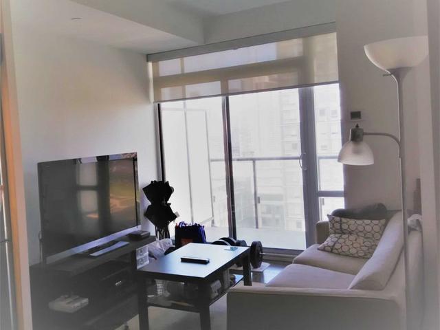 1305 - 170 Fort York Blvd