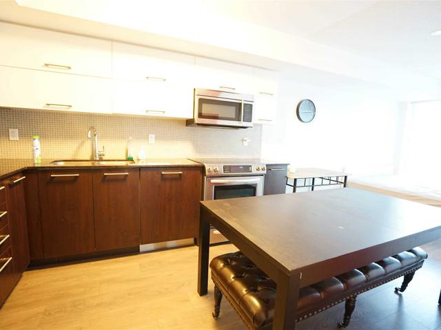 2008 - 5162 Yonge St