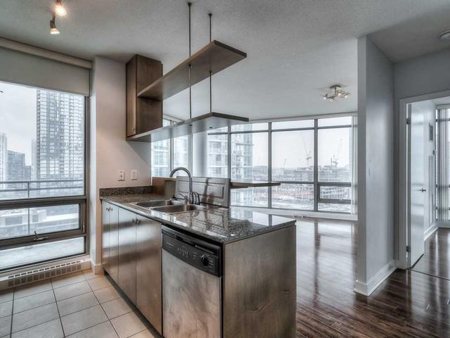 2203 - 3 Navy Wharf Crt