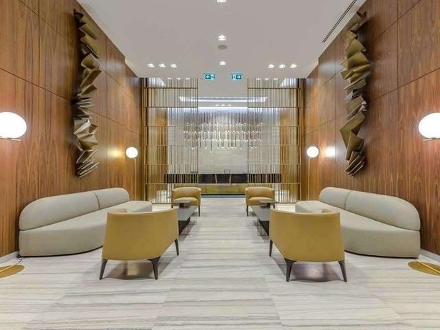 3902 - 8 Eglinton Ave E