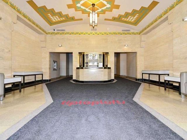 816 - 637 Lake Shore Blvd W