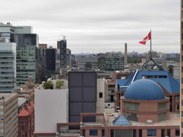 2311 - 7 Grenville St