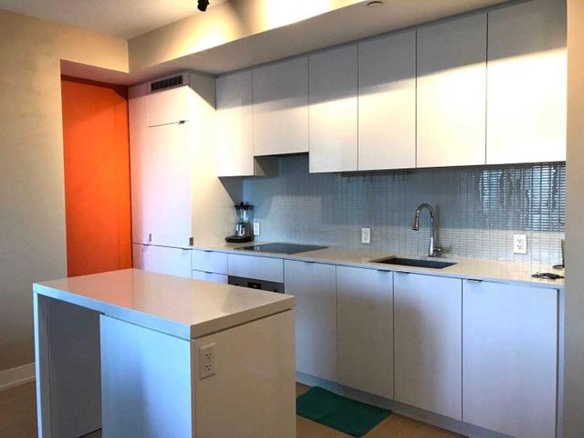 2311 - 7 Grenville St