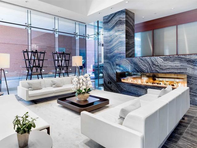 2305 - 180 University Ave