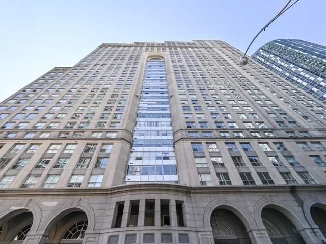 2501 - 25 The Esplanade