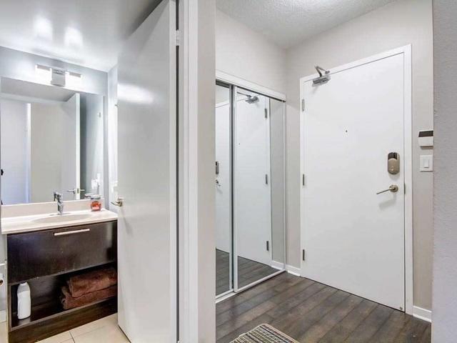 816 - 120 Dallimore Circ