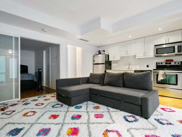 2 - 1636 Dundas St W