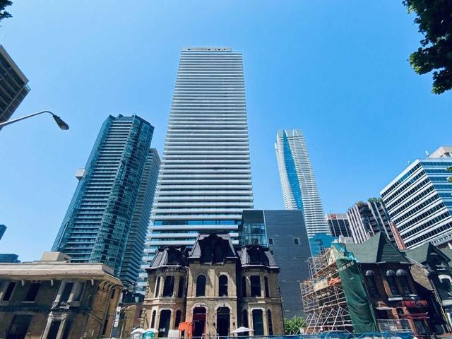 905 - 50 Charles St E