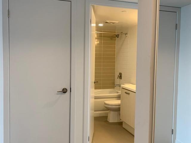 1812 - 125 Redpath Ave