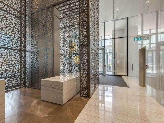 5305 - 88 Harbour St