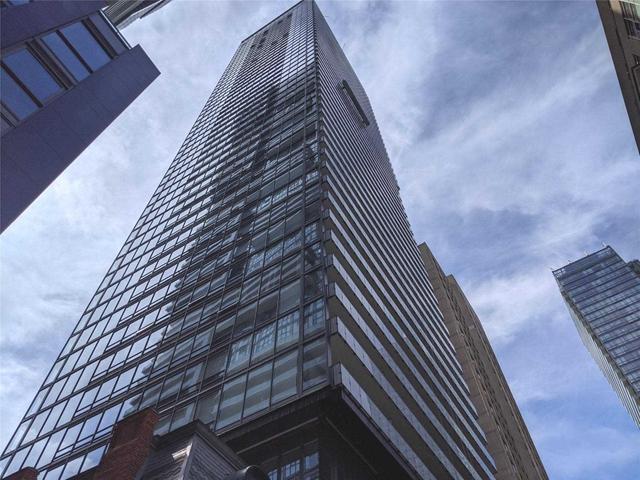 2506 - 15 Grenville St