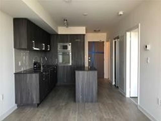 711W - 27 Bathurst St