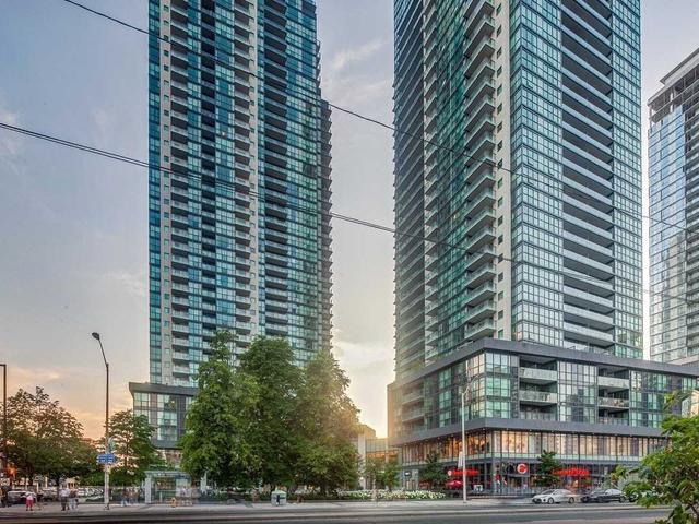 1808 - 5168 Yonge St