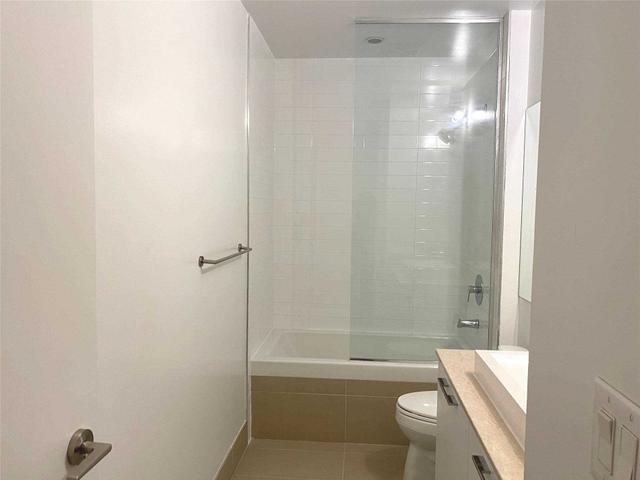 414 - 399 Adelaide St W