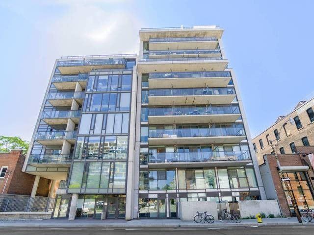 832 - 461 Adelaide St W