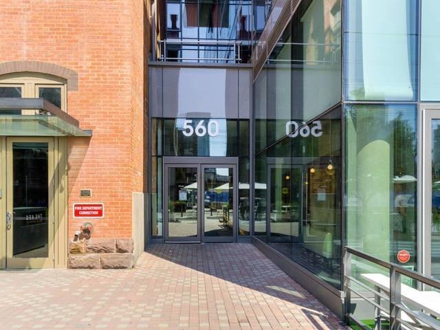 832 - 461 Adelaide St W