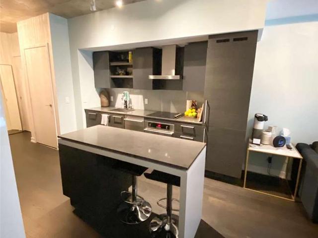 331 - 1030 King St W