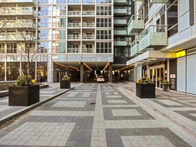 319 - 20 John St