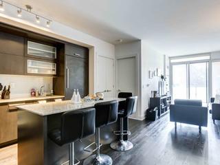 212 - 3018 Yonge St