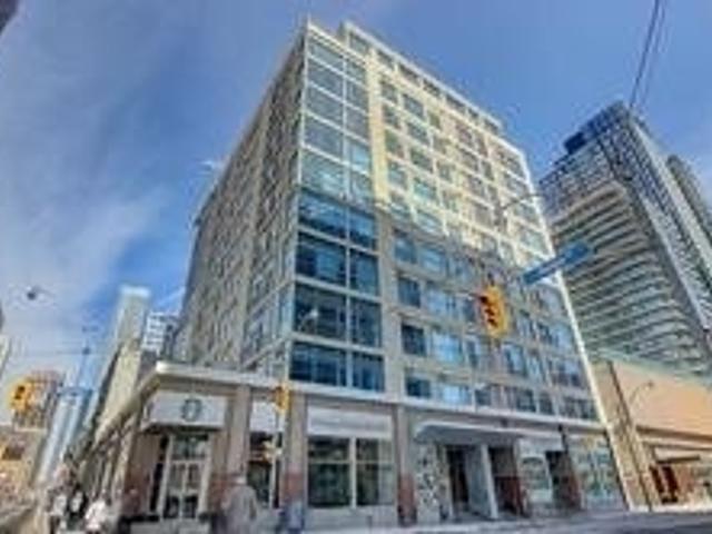 1005 - 8 Wellesley St