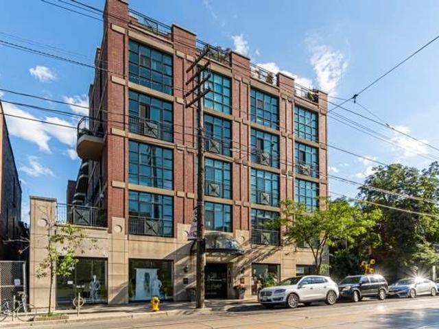 421 - 901 Queen St W